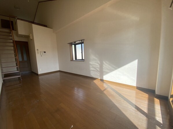 ベルフラワー山野井の物件内観写真